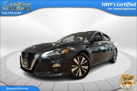 Blue 2020 Nissan Altima 2.5 SL for sale in Grand Island, NY