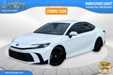 White 2025 Toyota Camry SE Hybrid for sale in Grand Island, NY