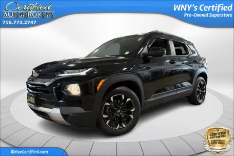Black 2021 Chevrolet Trailblazer LT for sale in Grand Island, NY