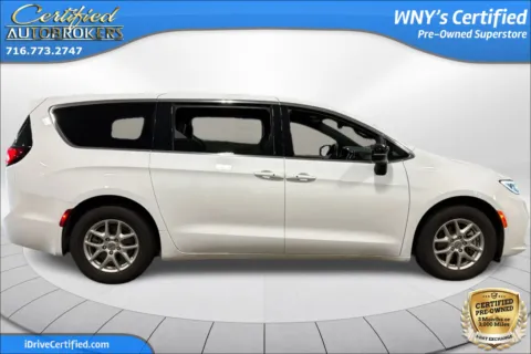 More photos of 2025 Chrysler Pacifica Select at Certified AutoBrokers, NY