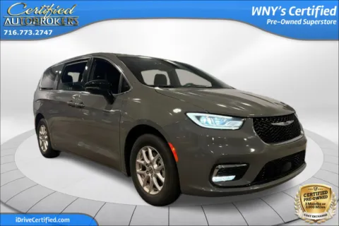 Another view of 2025 Chrysler Pacifica Select for sale in Grand Island, NY at Certified AutoBrokers