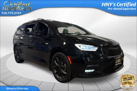 Another view of 2025 Chrysler Pacifica Limited for sale in Grand Island, NY at Certified AutoBrokers