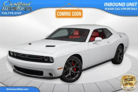 White 2018 Dodge Challenger SXT Plus for sale in Grand Island, NY
