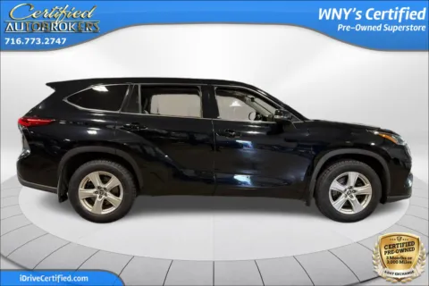 More photos of 2020 Toyota Highlander LE AWD at Certified AutoBrokers, NY