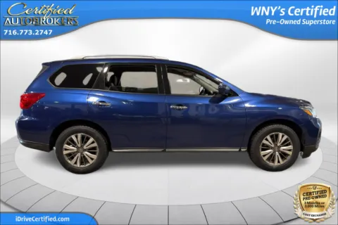 More photos of 2020 Nissan Pathfinder SL 4x4 at Certified AutoBrokers, NY