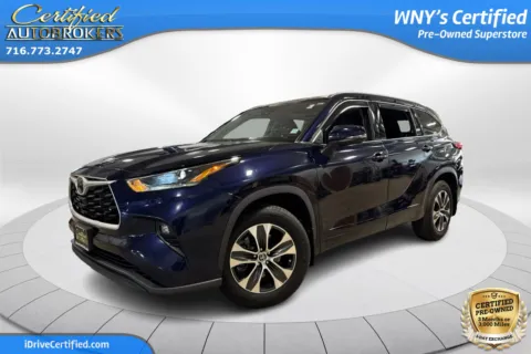 Blue 2021 Toyota Highlander XLE AWD for sale in Grand Island, NY