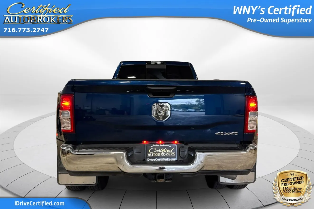 2024 Ram 3500 Tradesman photo 2