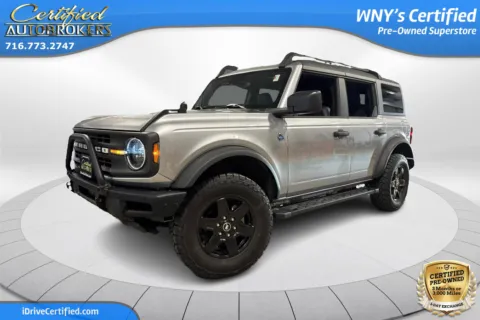 Silver 2024 Ford Bronco Black Diamond 4x4 for sale in Grand Island, NY