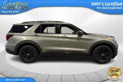 More photos of 2020 Ford Explorer XLT 4x4 at Certified AutoBrokers, NY