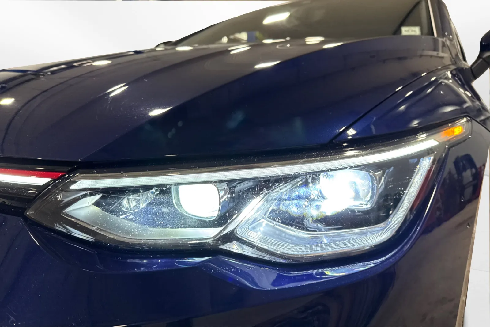 2024 Volkswagen Golf GTI SE photo 2