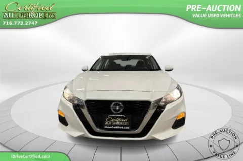 Photos of 2020 Nissan Altima 2.5 S for sale in Grand Island, NY at Certified AutoBrokers