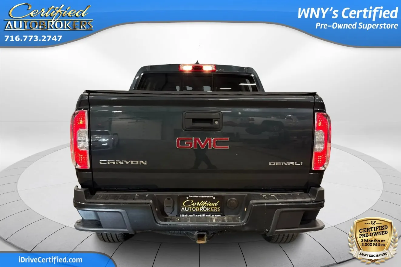 2017 Gmc Canyon Denali photo 2
