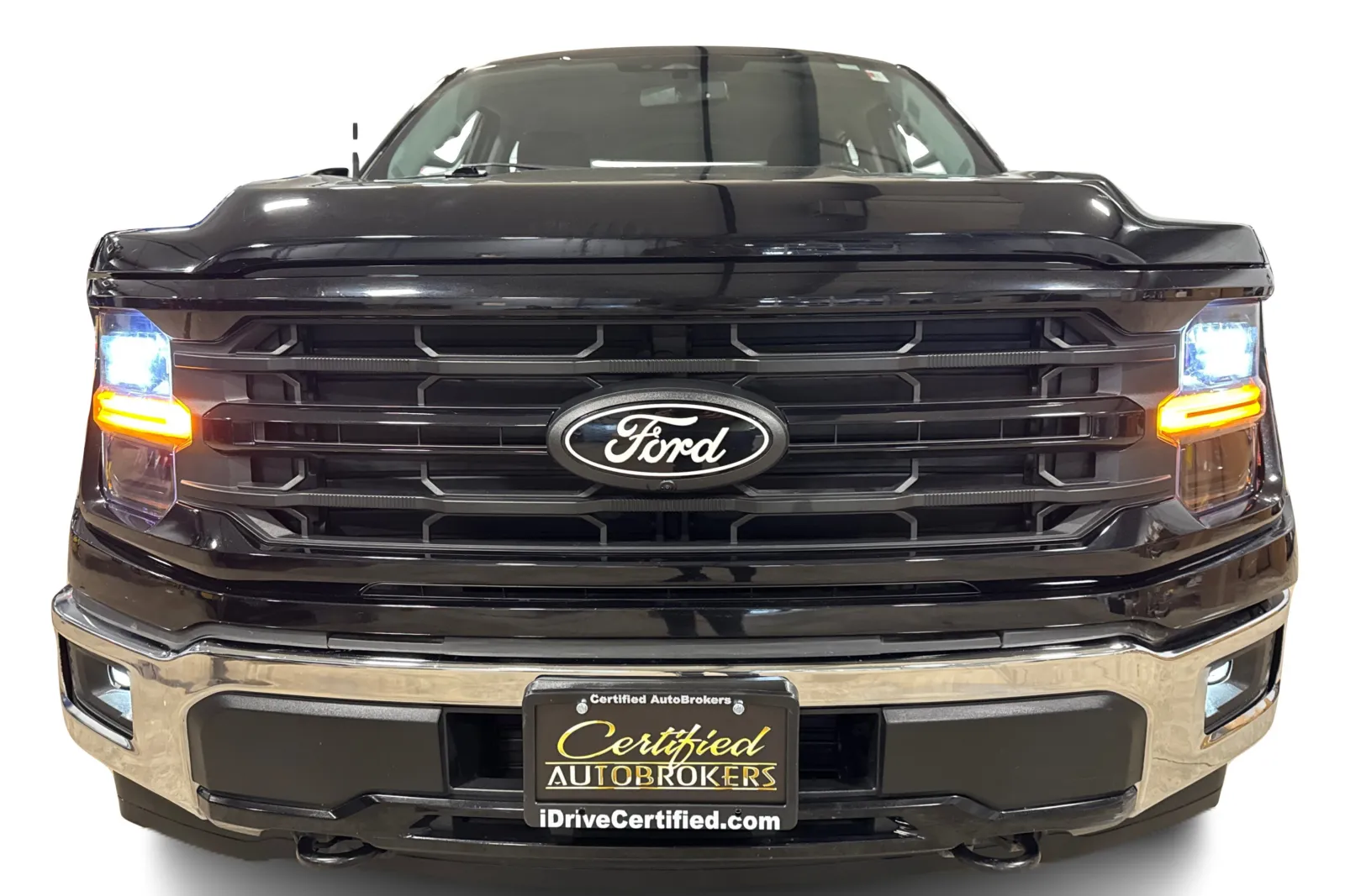 2024 Ford F-150 XLT photo 2