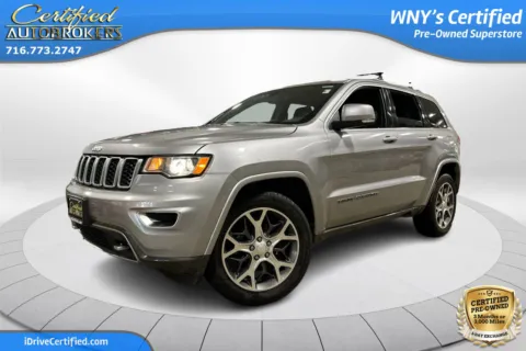 Silver 2018 Jeep Grand Cherokee Limited 4x4 for sale in Grand Island, NY