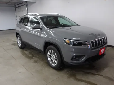 Photos of 2021 Jeep Cherokee Latitude Lux for sale in Fremont, NE at Gene Steffy Chrysler Dodge Jeep RAM