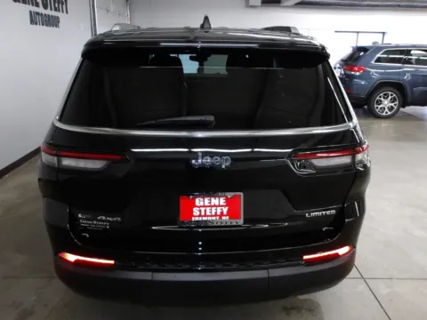 More photos of 2022 Jeep Grand Cherokee L Limited at Gene Steffy Chrysler Dodge Jeep RAM, NE