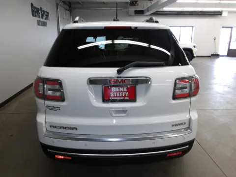 More photos of 2016 GMC Acadia SLT at Gene Steffy Chrysler Dodge Jeep RAM, NE