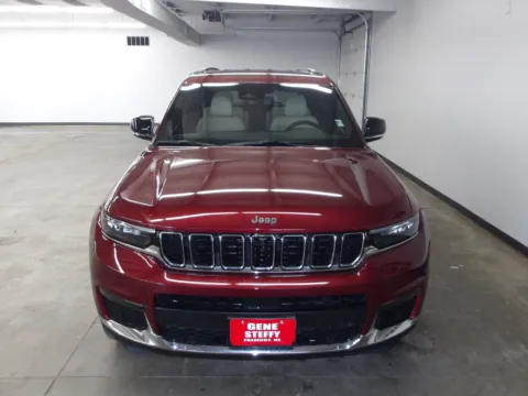 Another view of 2023 Jeep Grand Cherokee L Limited for sale in Fremont, NE at Gene Steffy Chrysler Dodge Jeep RAM