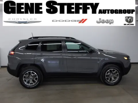 Gray 2022 Jeep Cherokee Trailhawk for sale in Fremont, NE