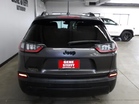 More photos of 2023 Jeep Cherokee Altitude Lux at Gene Steffy Chrysler Dodge Jeep RAM, NE