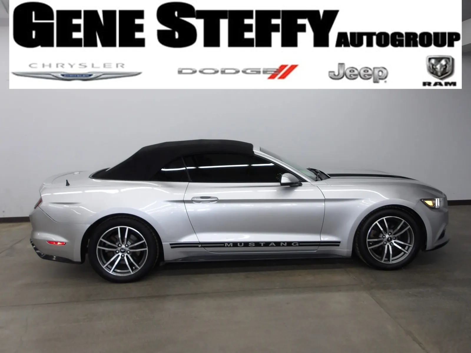 Silver 2016 Ford Mustang EcoBoost Premium for sale in Fremont, NE