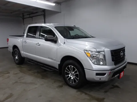 Photos of 2021 Nissan Titan SV for sale in Fremont, NE at Gene Steffy Chrysler Dodge Jeep RAM