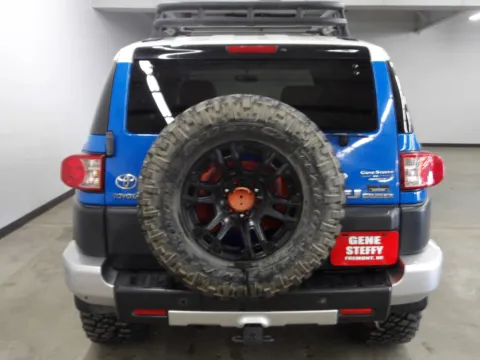 More photos of 2007 Toyota FJ Cruiser at Gene Steffy Chrysler Dodge Jeep RAM, NE