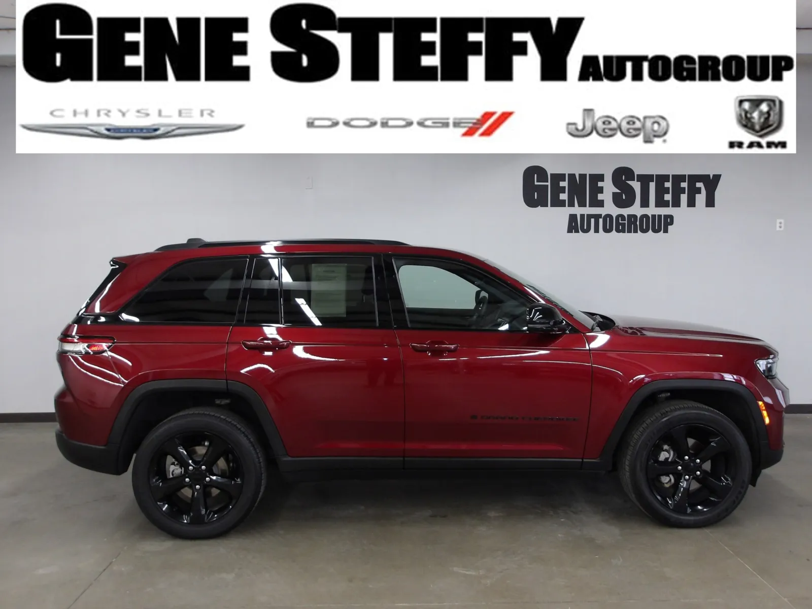 Red 2023 Jeep Grand Cherokee Altitude for sale in Fremont, NE