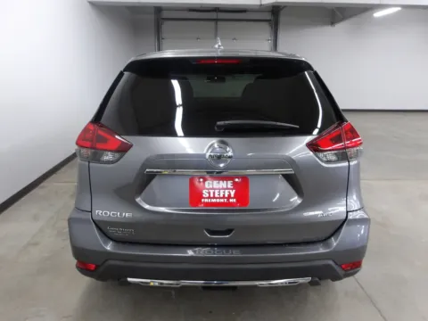 More photos of 2018 Nissan Rogue S at Gene Steffy Chrysler Dodge Jeep RAM, NE