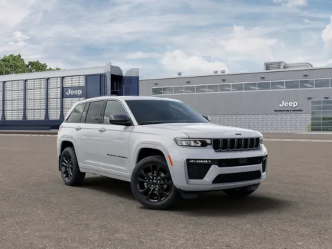 More photos of 2026 Jeep Grand Cherokee Limited at Gene Steffy Chrysler Dodge Jeep RAM, NE