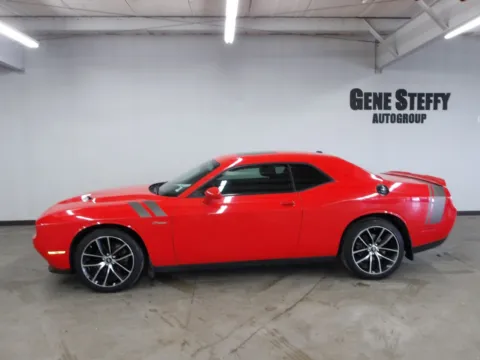 More photos of 2015 Dodge Challenger SXT at Gene Steffy Chrysler Dodge Jeep RAM, NE
