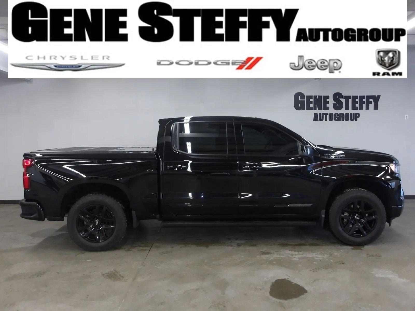 Black 2025 Chevrolet Silverado 1500 High Country for sale in Fremont, NE