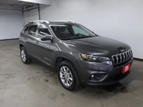 Photos of 2019 Jeep Cherokee Latitude Plus for sale in Fremont, NE at Gene Steffy Chrysler Dodge Jeep RAM