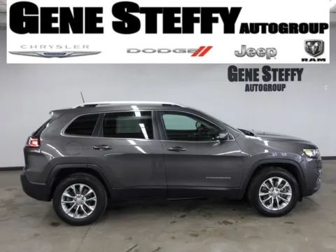 Gray 2019 Jeep Cherokee Latitude Plus for sale in Fremont, NE