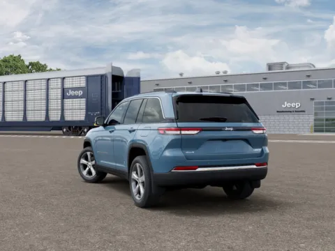 Another view of 2026 Jeep Grand Cherokee Limited for sale in Fremont, NE at Gene Steffy Chrysler Dodge Jeep RAM