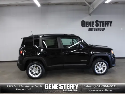 Black 2019 Jeep Renegade Latitude for sale in Fremont, NE