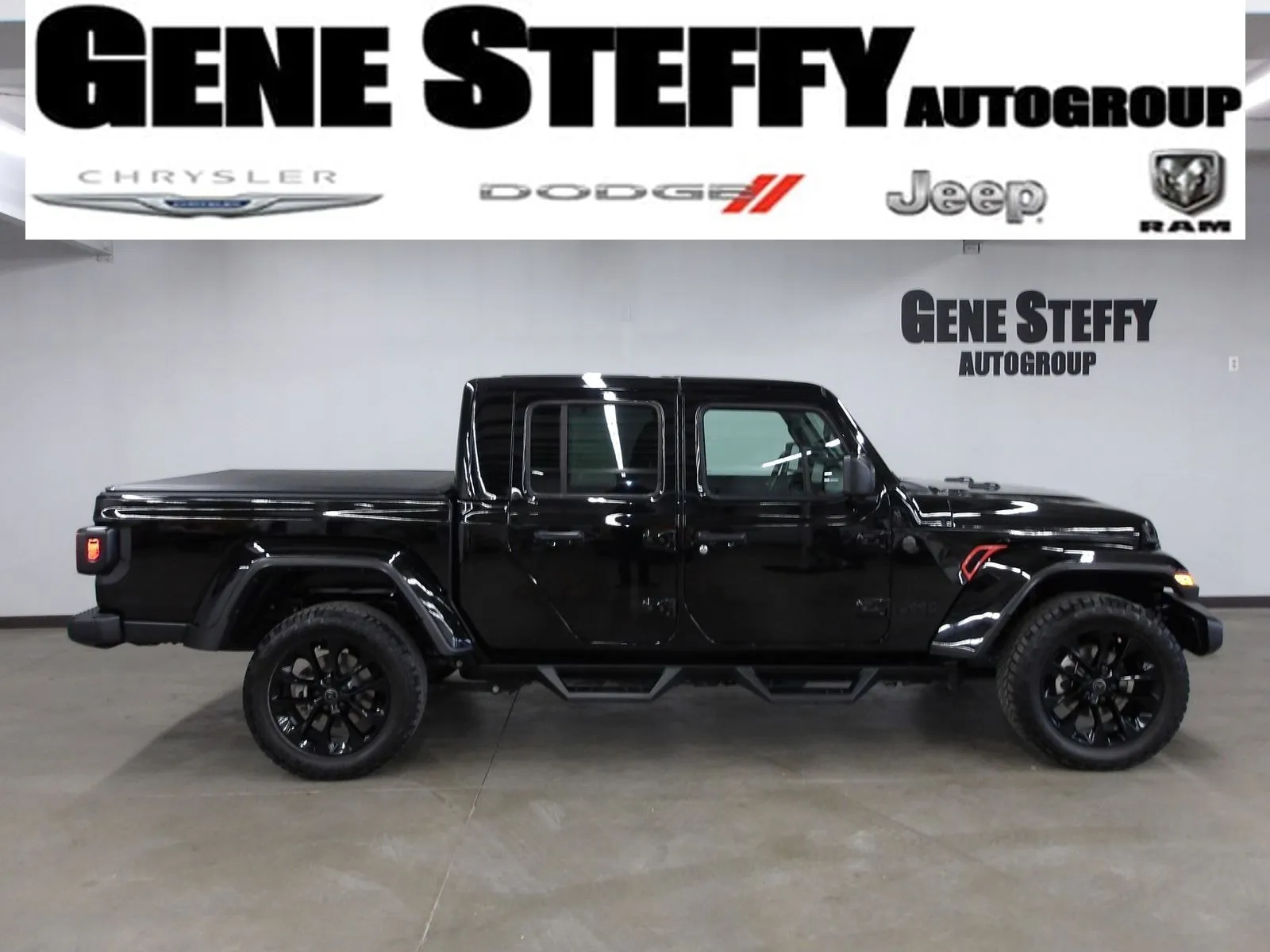 Black 2024 Jeep Gladiator Nighthawk for sale in Fremont, NE