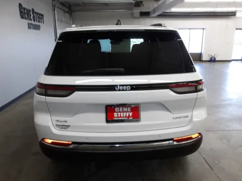 More photos of 2024 Jeep Grand Cherokee Limited at Gene Steffy Chrysler Dodge Jeep RAM, NE