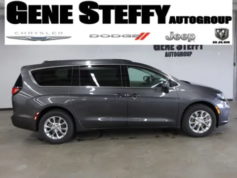 Gray 2022 Chrysler Pacifica Touring L for sale in Fremont, NE