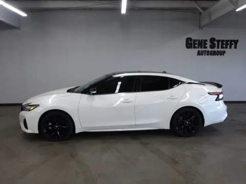 More photos of 2022 Nissan Maxima SR at Gene Steffy Chrysler Dodge Jeep RAM, NE