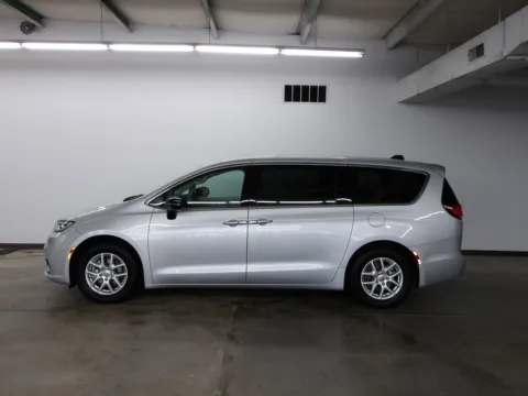 More photos of 2024 Chrysler Pacifica Touring L at Gene Steffy Chrysler Dodge Jeep RAM, NE