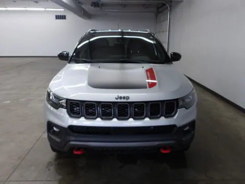 More photos of 2025 Jeep Compass Trailhawk at Gene Steffy Chrysler Dodge Jeep RAM, NE