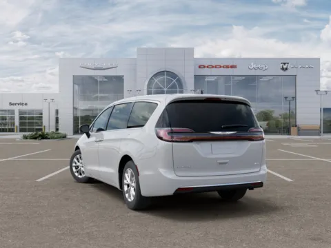 Another view of 2026 Chrysler Pacifica Select for sale in Fremont, NE at Gene Steffy Chrysler Dodge Jeep RAM