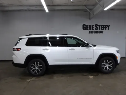 Another view of 2023 Jeep Grand Cherokee L Limited for sale in Fremont, NE at Gene Steffy Chrysler Dodge Jeep RAM