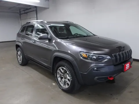 More photos of 2020 Jeep Cherokee Trailhawk at Gene Steffy Chrysler Dodge Jeep RAM, NE