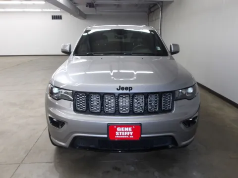 More photos of 2018 Jeep Grand Cherokee Altitude at Gene Steffy Chrysler Dodge Jeep RAM, NE