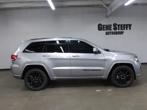 Another view of 2018 Jeep Grand Cherokee Altitude for sale in Fremont, NE at Gene Steffy Chrysler Dodge Jeep RAM
