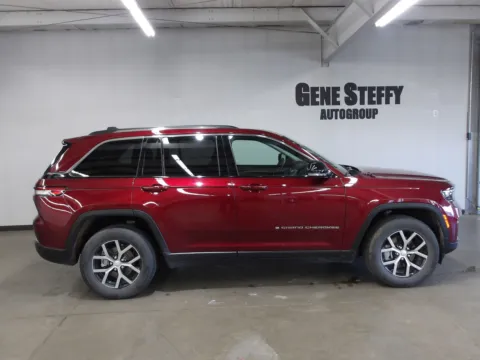 Another view of 2023 Jeep Grand Cherokee Limited for sale in Fremont, NE at Gene Steffy Chrysler Dodge Jeep RAM