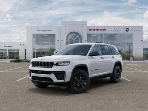 White 2026 Jeep Grand Cherokee Laredo Altitude for sale in Fremont, NE