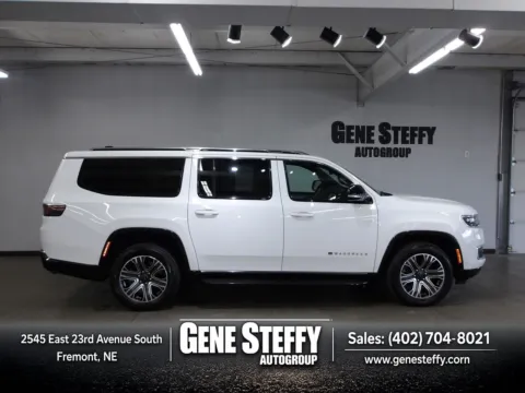 White 2025 Jeep Wagoneer L for sale in Fremont, NE
